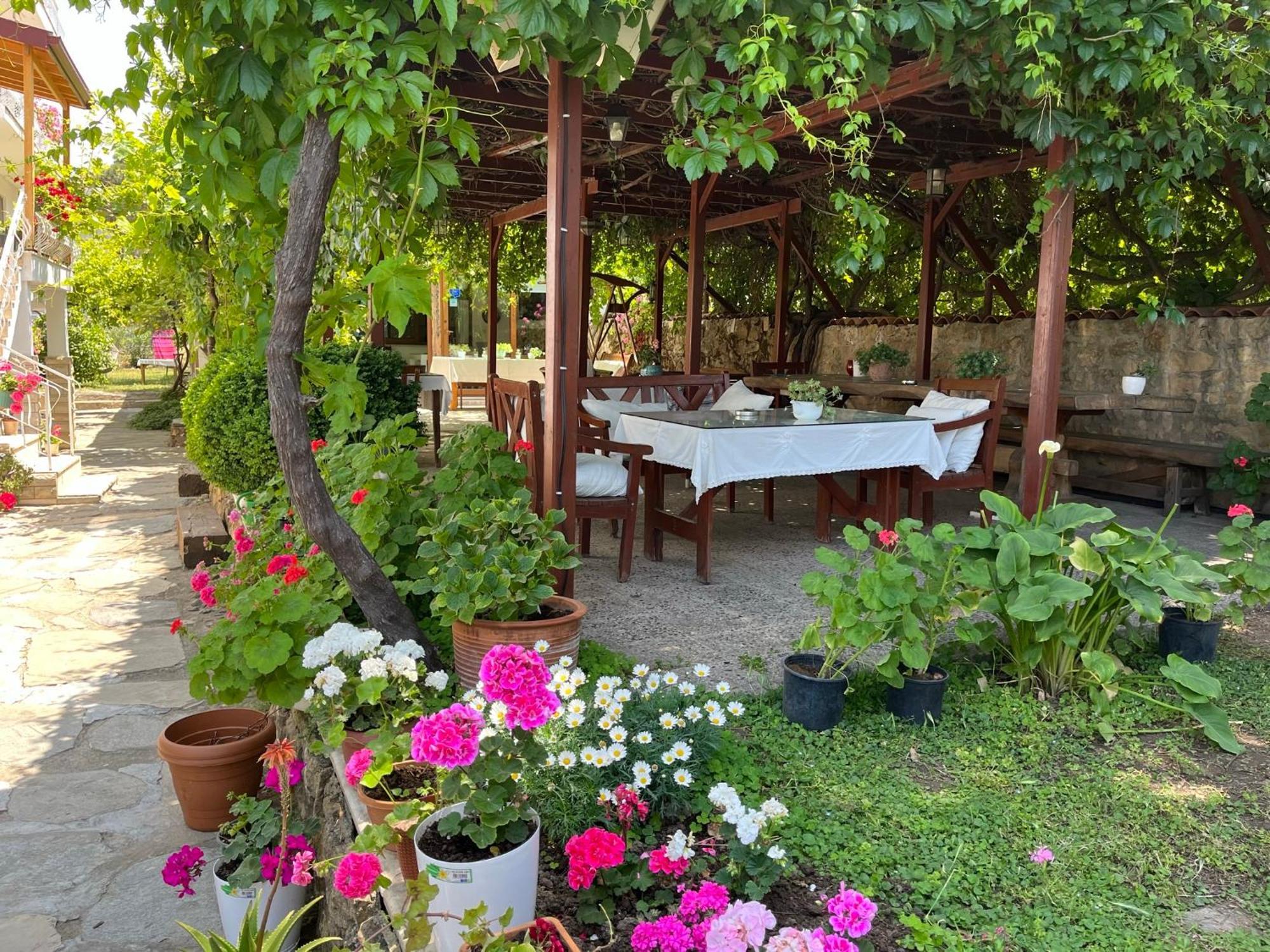 Gunebakan Taliani Hotel Ayvalik Ngoại thất bức ảnh