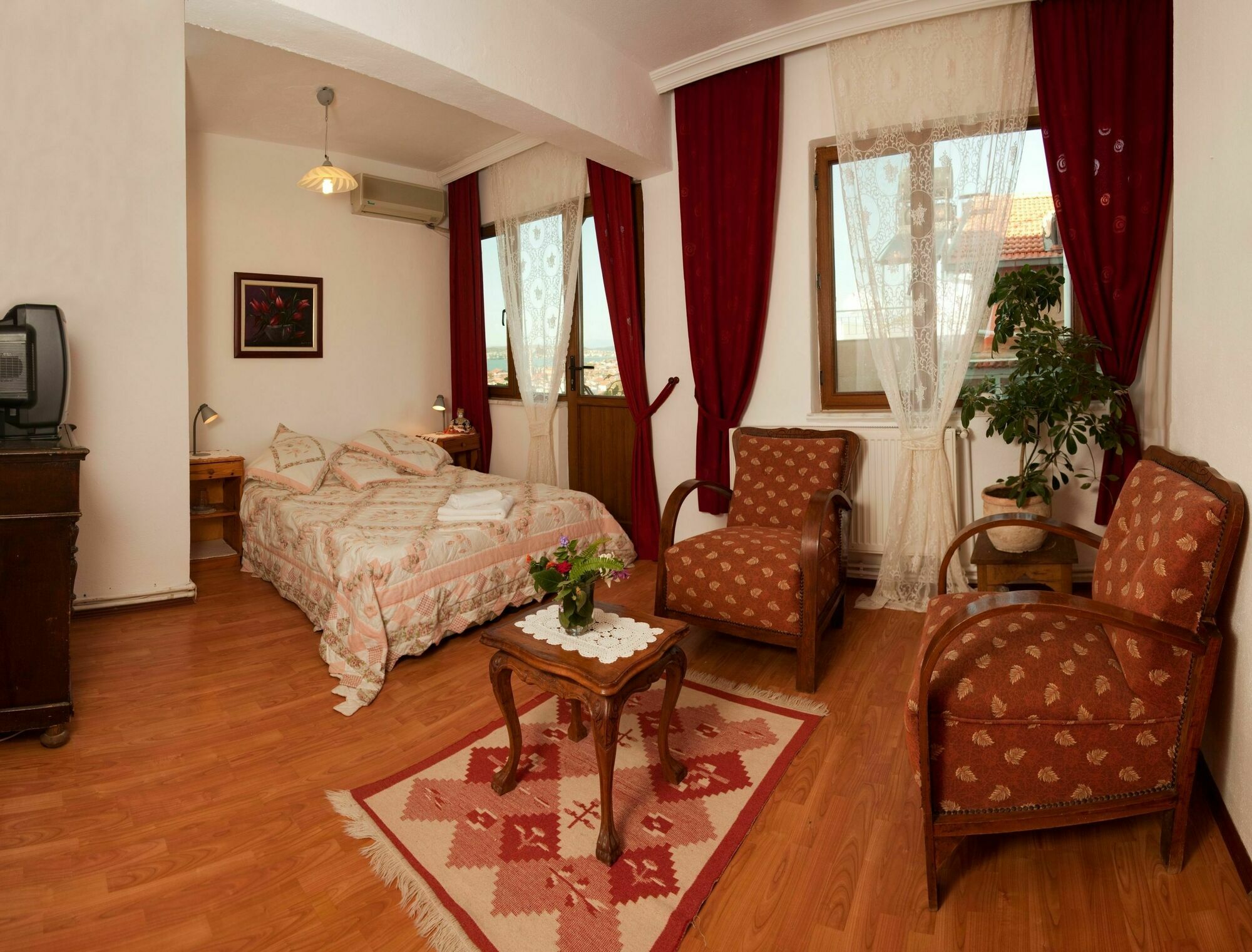 Gunebakan Taliani Hotel Ayvalik Ngoại thất bức ảnh